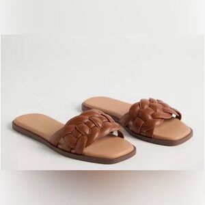 NWT 🤍 Braided Sandal (WW)